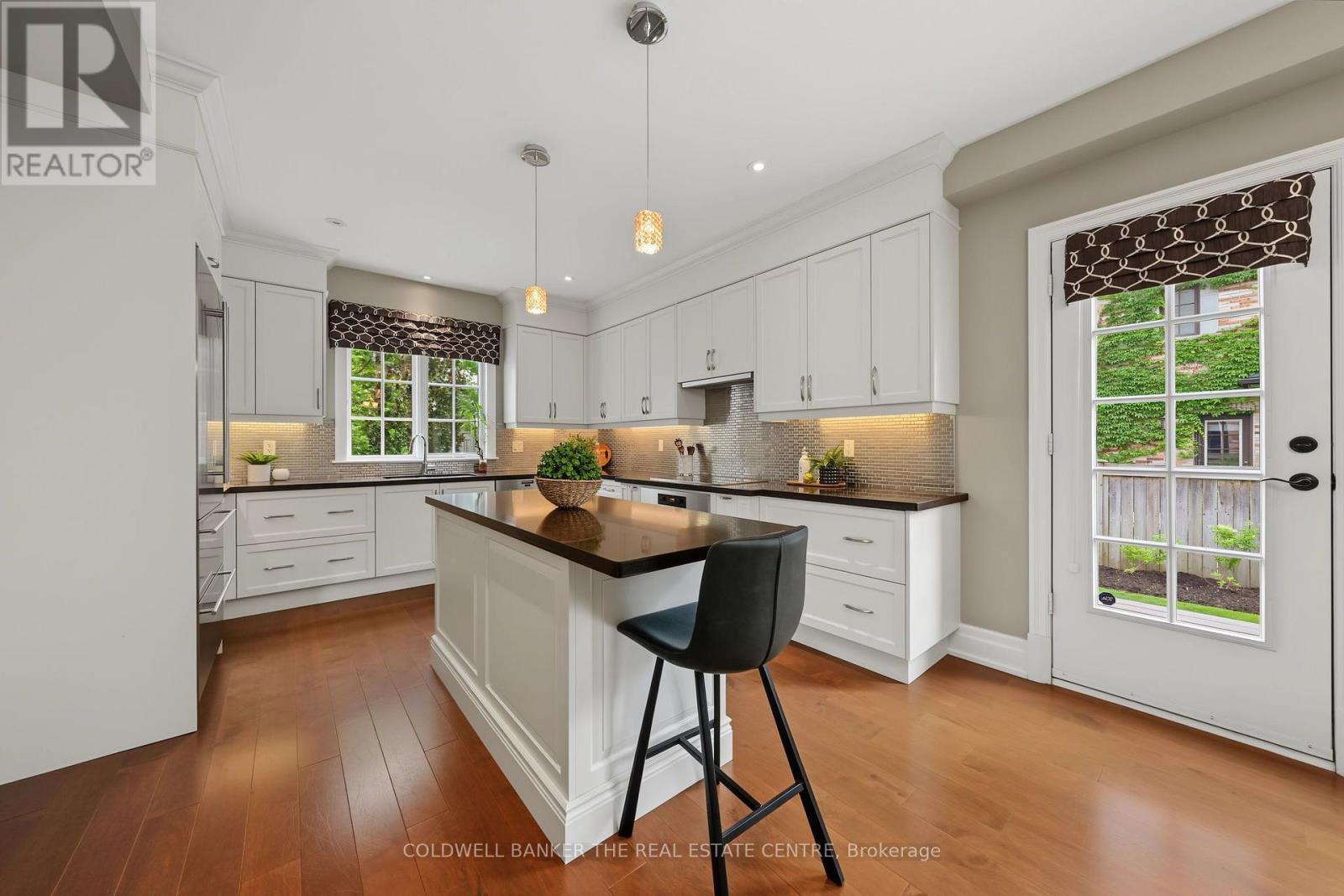 64 JENNY THOMPSON COURT - Image 13