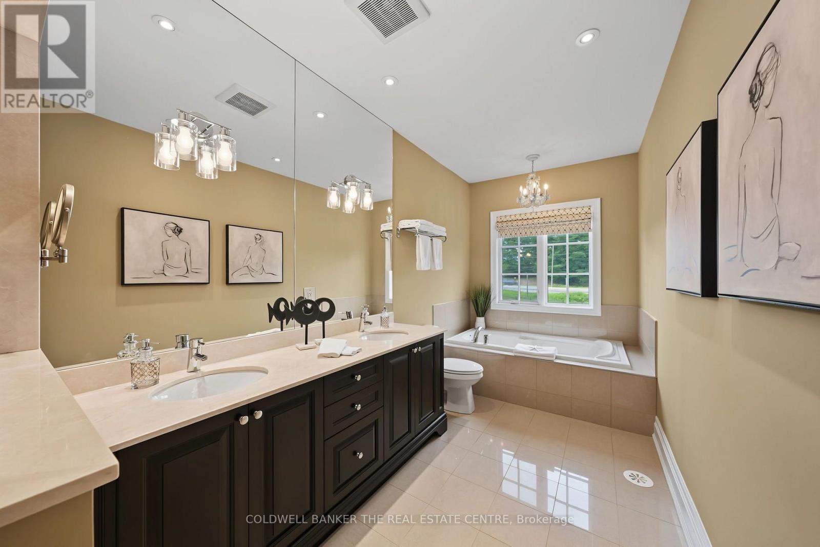 64 JENNY THOMPSON COURT - Image 33