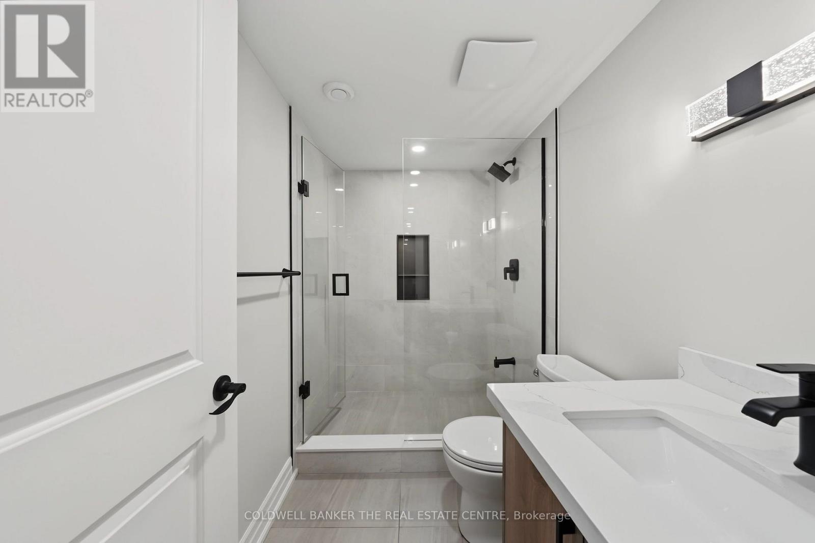 64 JENNY THOMPSON COURT - Image 41