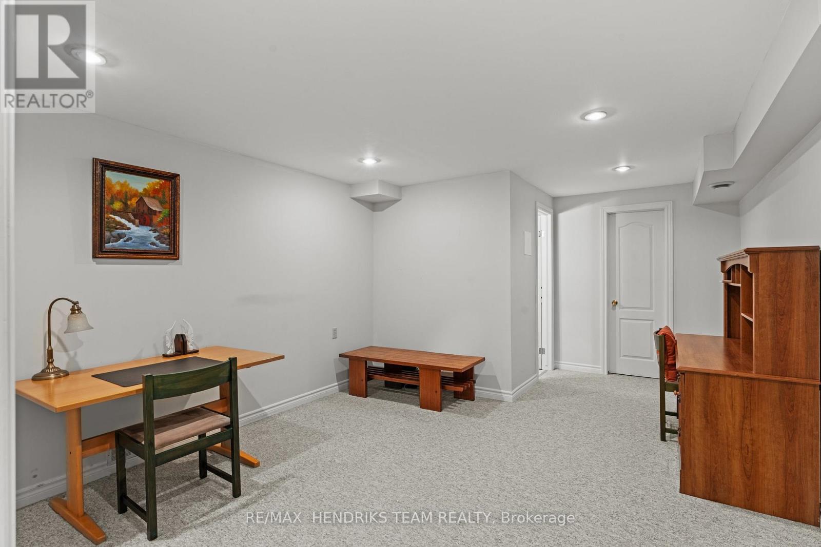28 HERITAGE LANE - 28