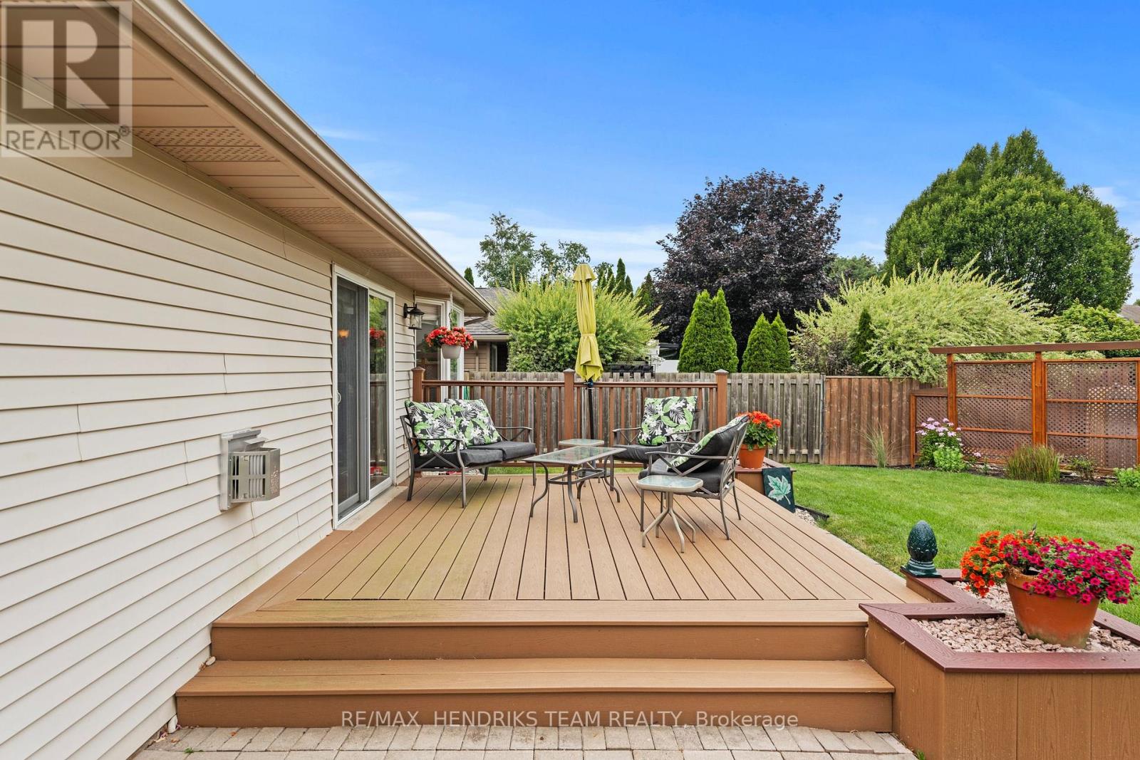 28 HERITAGE LANE - 35