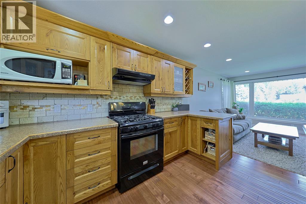 1023 London ROAD - 15