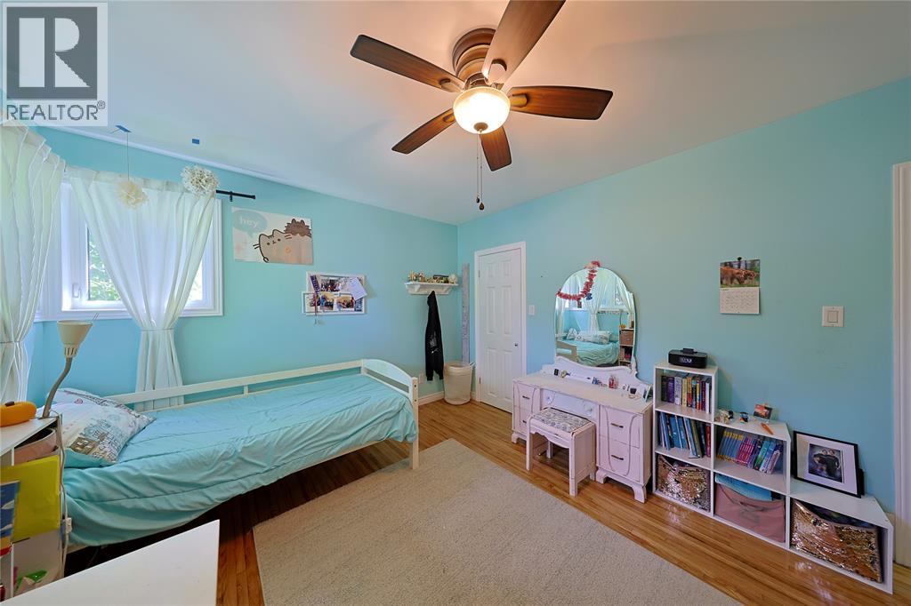 1023 London ROAD - 20