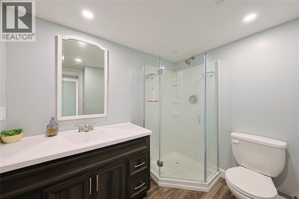 1023 London ROAD - 23