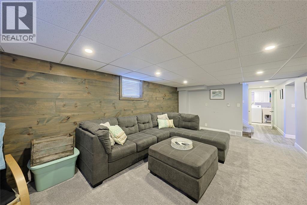 1023 London ROAD - 29