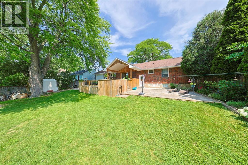 1023 London ROAD - 37