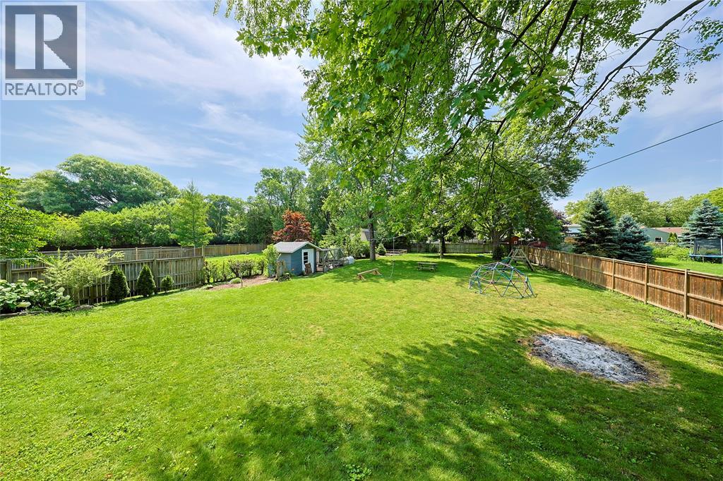 1023 London ROAD - 45