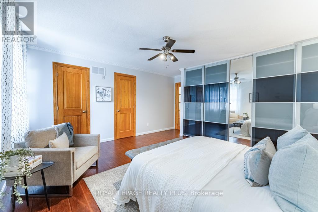 #161 2120 RATHBURN ROAD E - 19