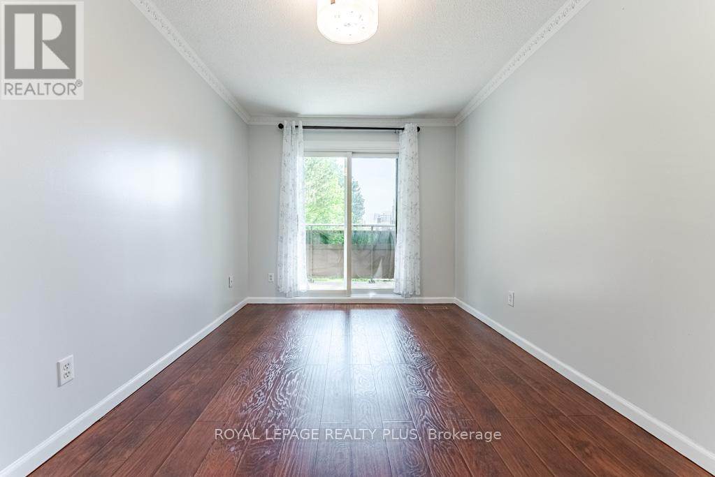 #161 2120 RATHBURN ROAD E - 23