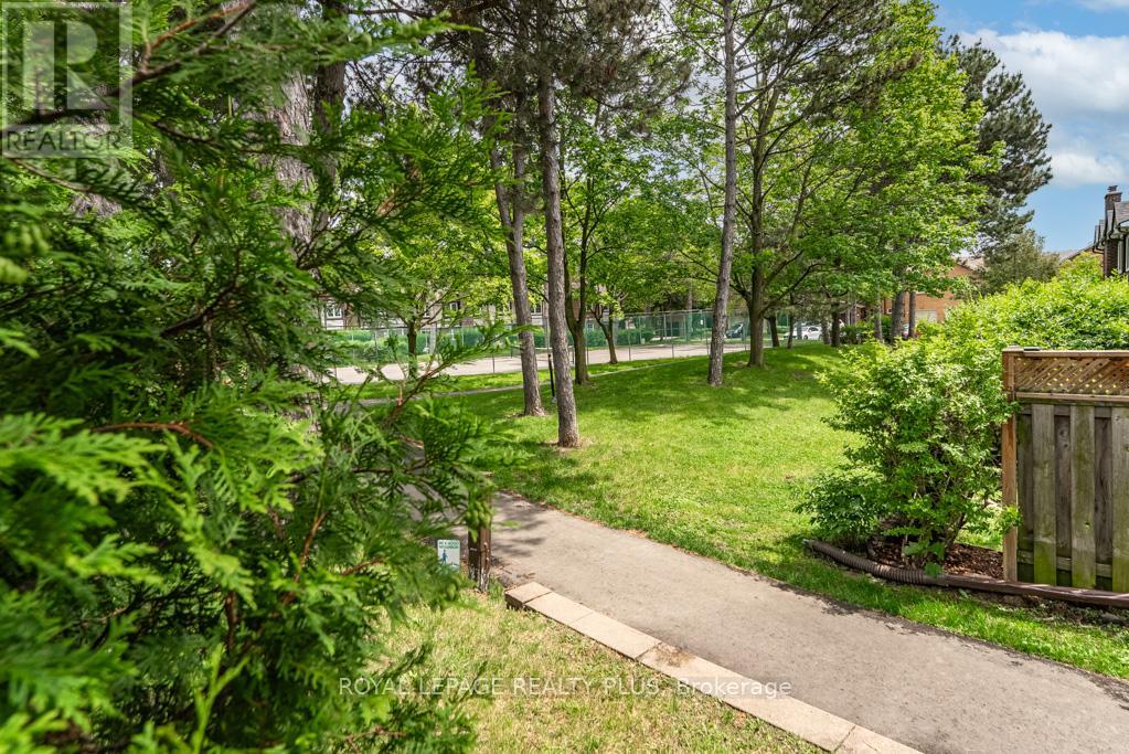 #161 2120 RATHBURN ROAD E - 36