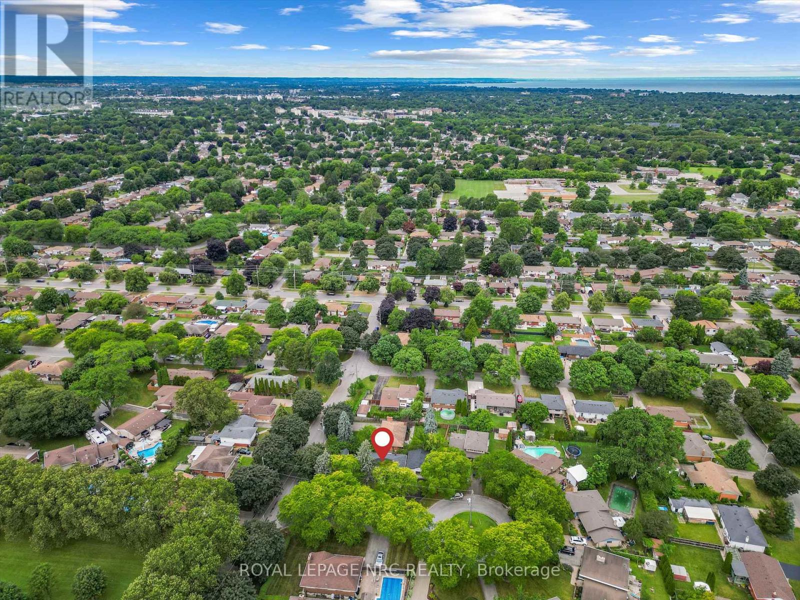 51 BRIARSDALE CRESCENT - 48