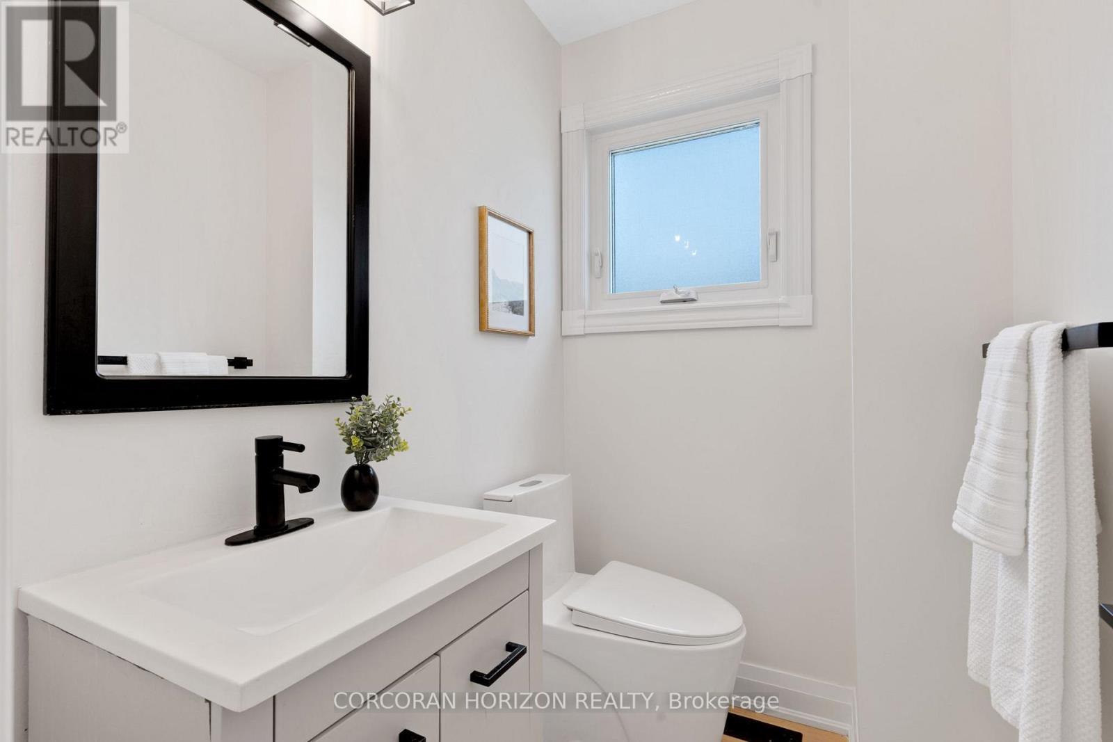 62 GLENVALLEY DRIVE - 24
