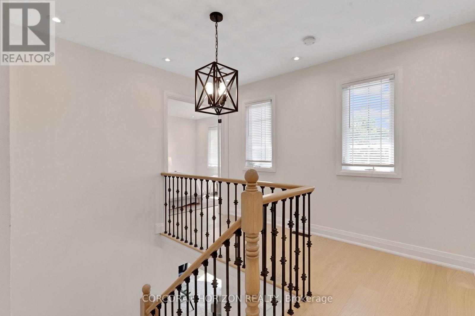 62 GLENVALLEY DRIVE - 27