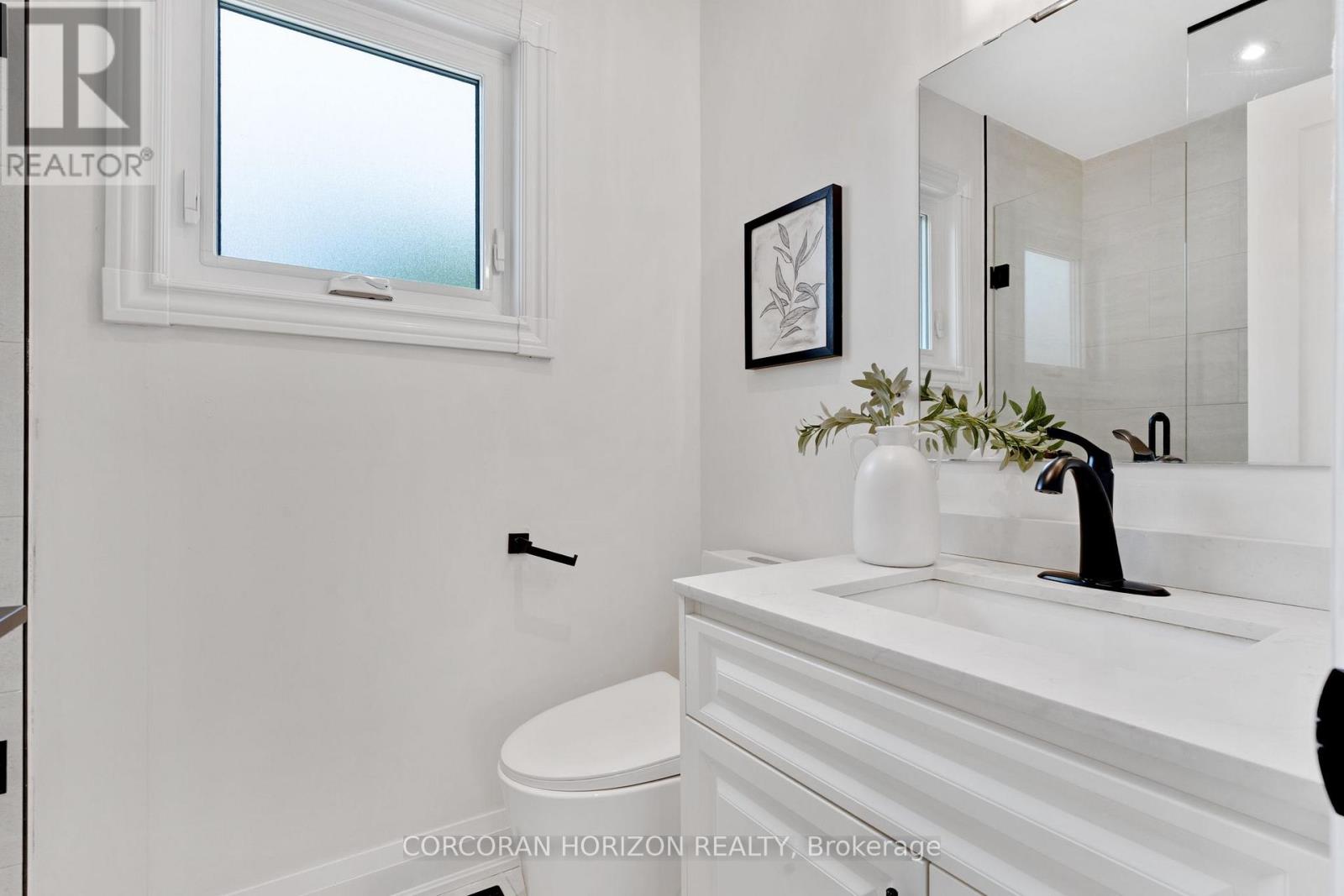 62 GLENVALLEY DRIVE - 32