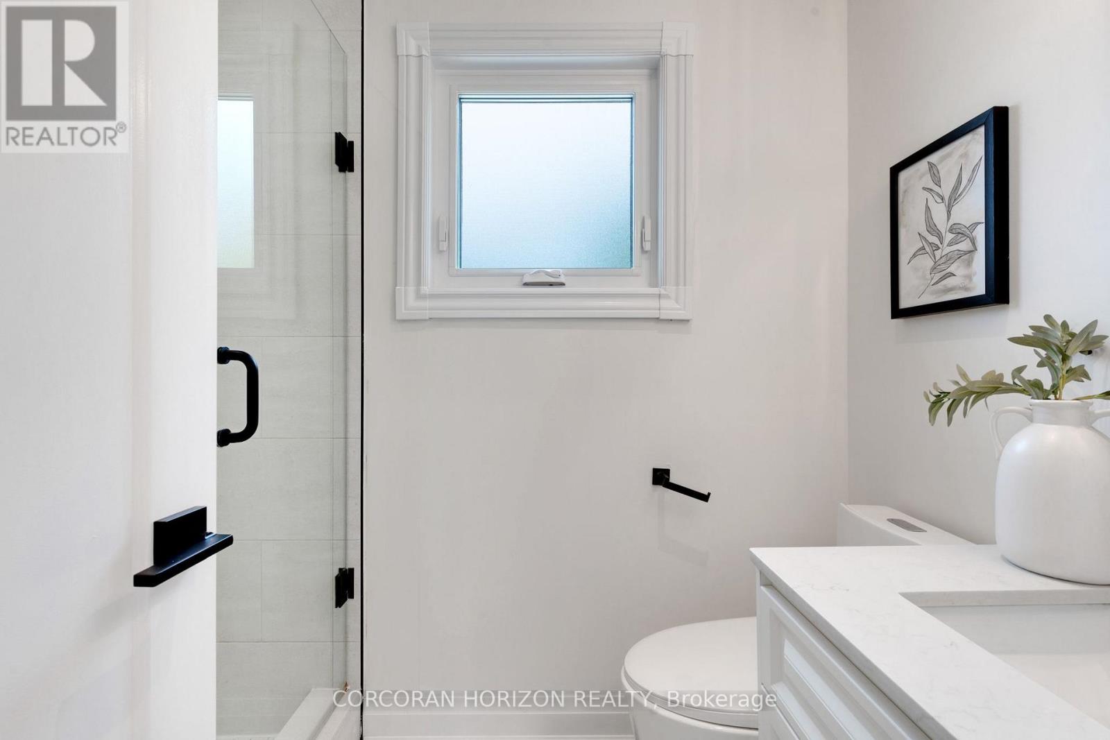 62 GLENVALLEY DRIVE - 33