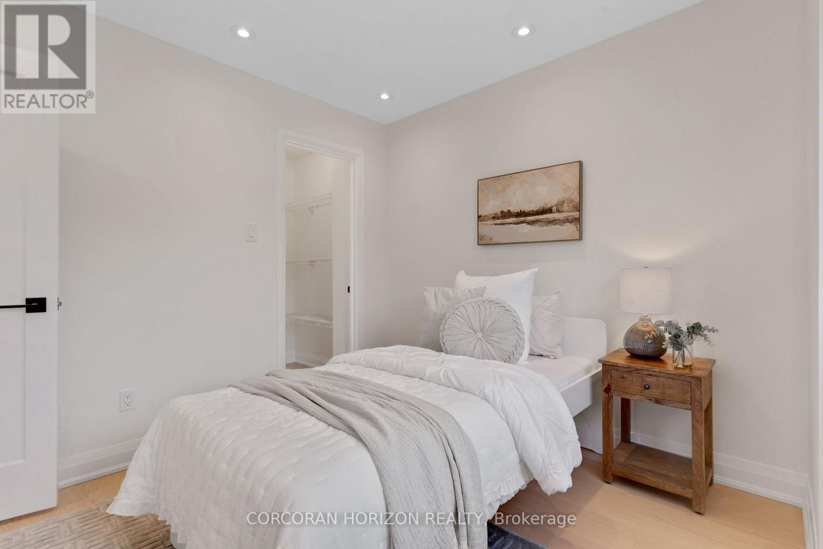 62 GLENVALLEY DRIVE - 37