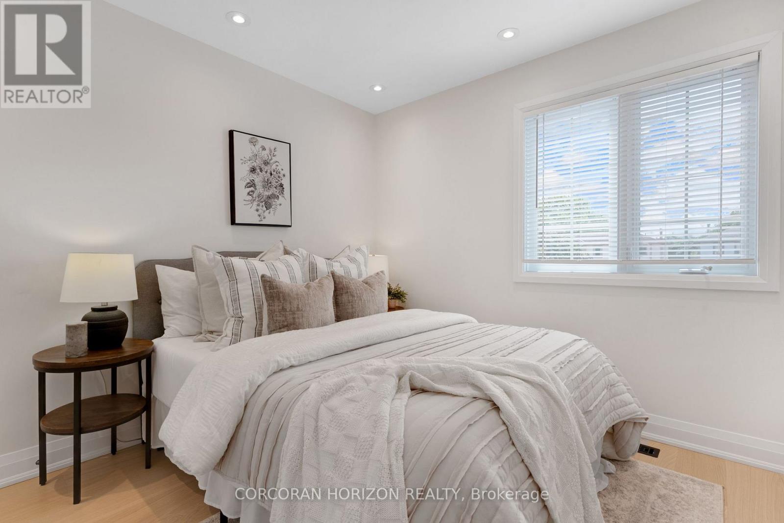 62 GLENVALLEY DRIVE - 40