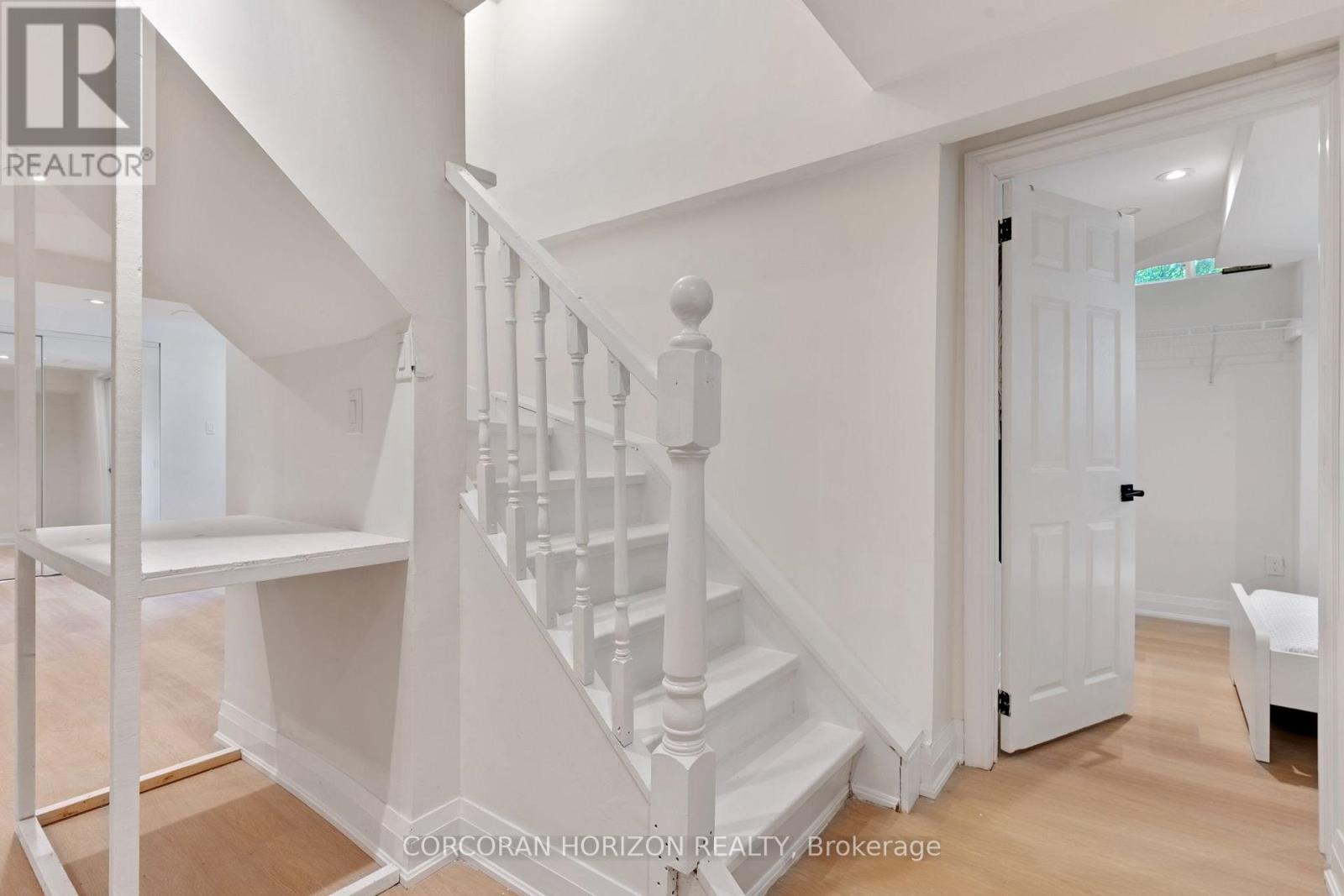 62 GLENVALLEY DRIVE - 41