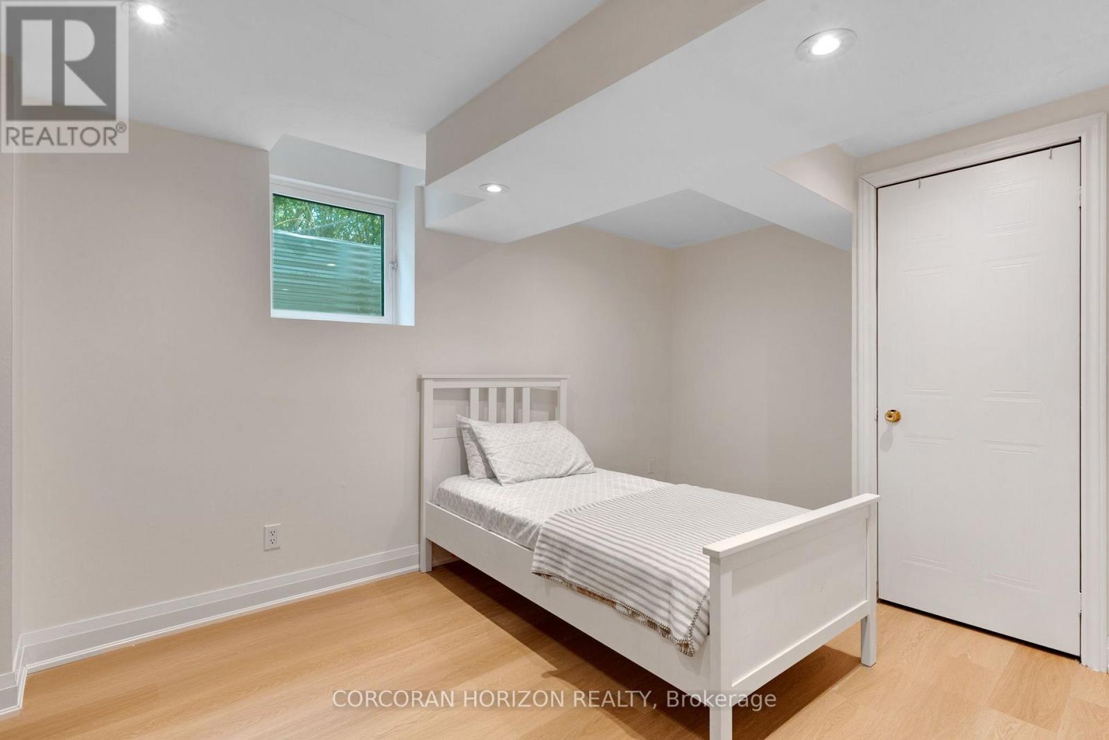 62 GLENVALLEY DRIVE - 46