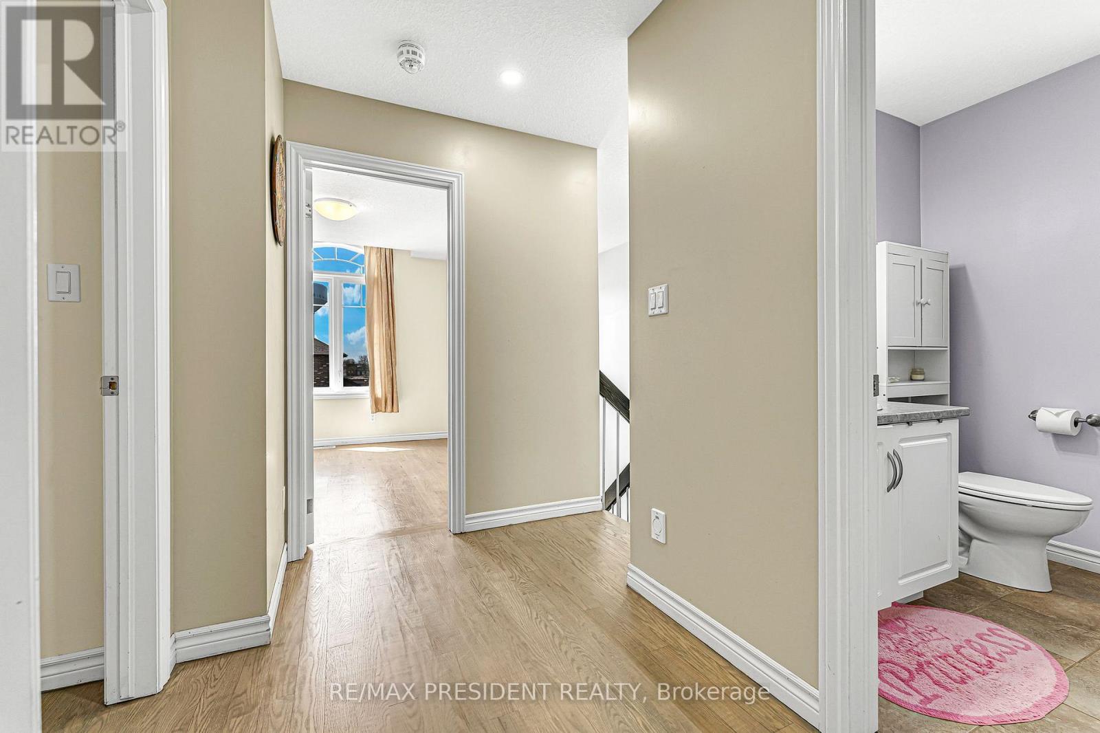 573 FORMAN AVENUE - 7