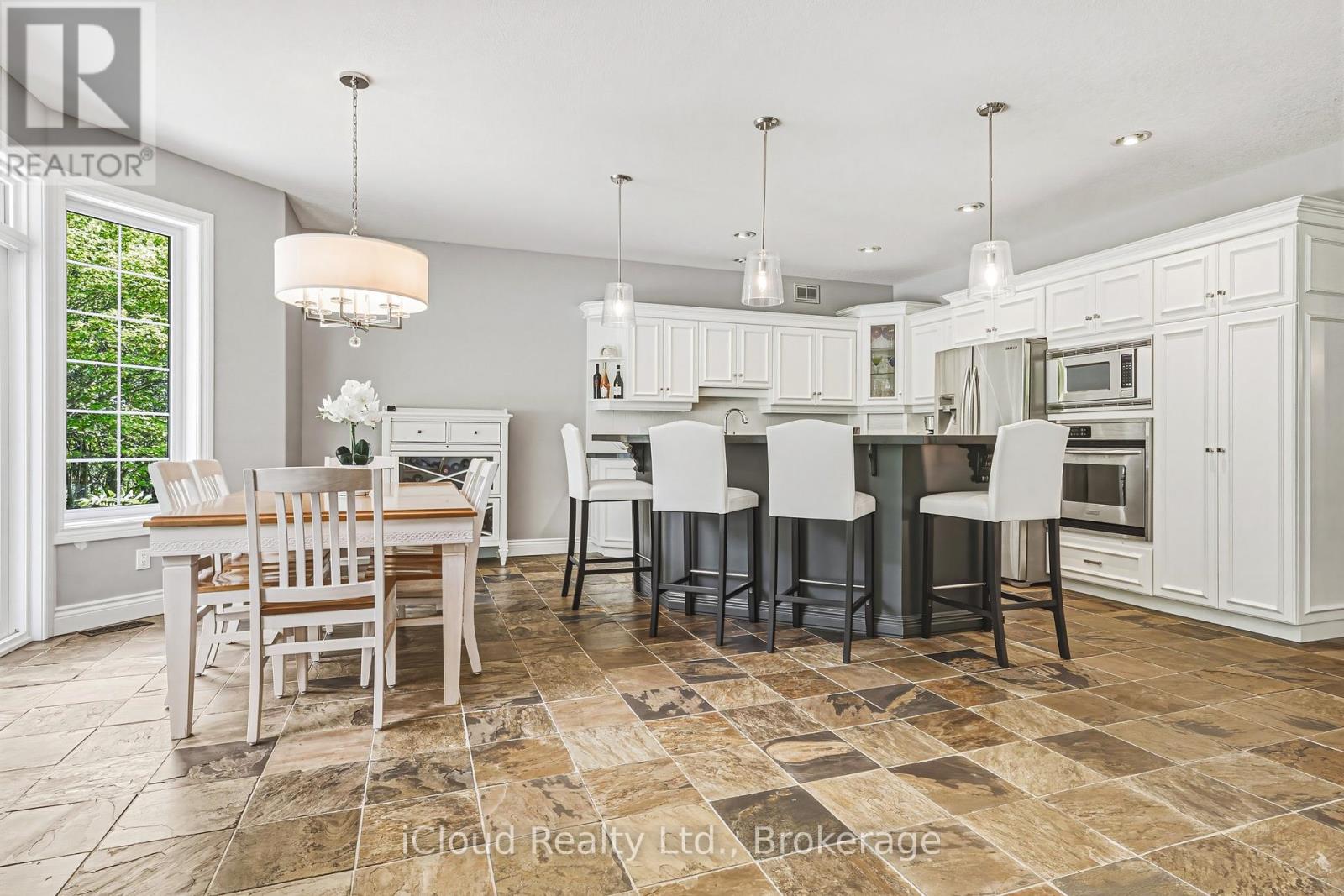 845 HIDDEN VALLEY ROAD - 15