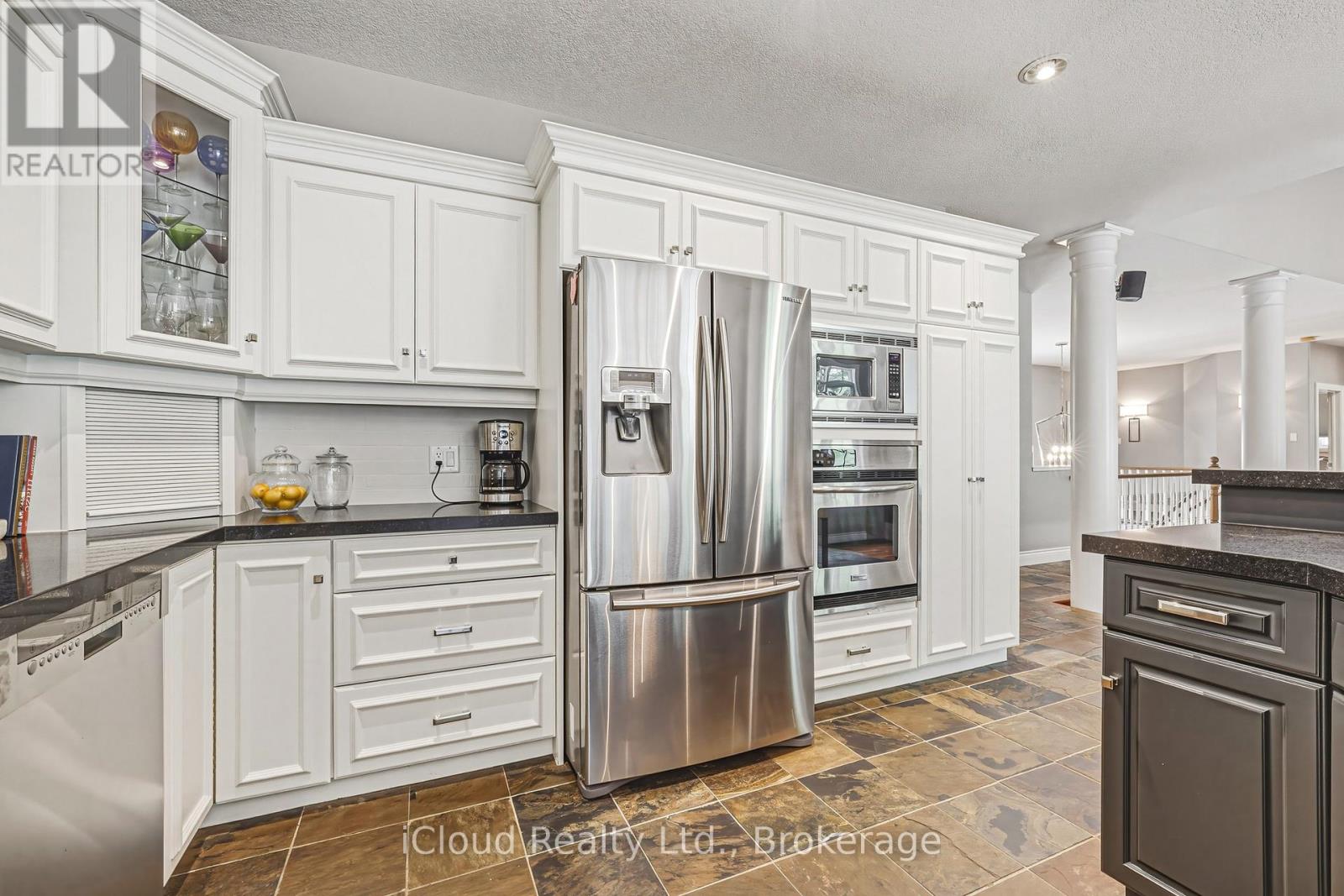 845 HIDDEN VALLEY ROAD - 16