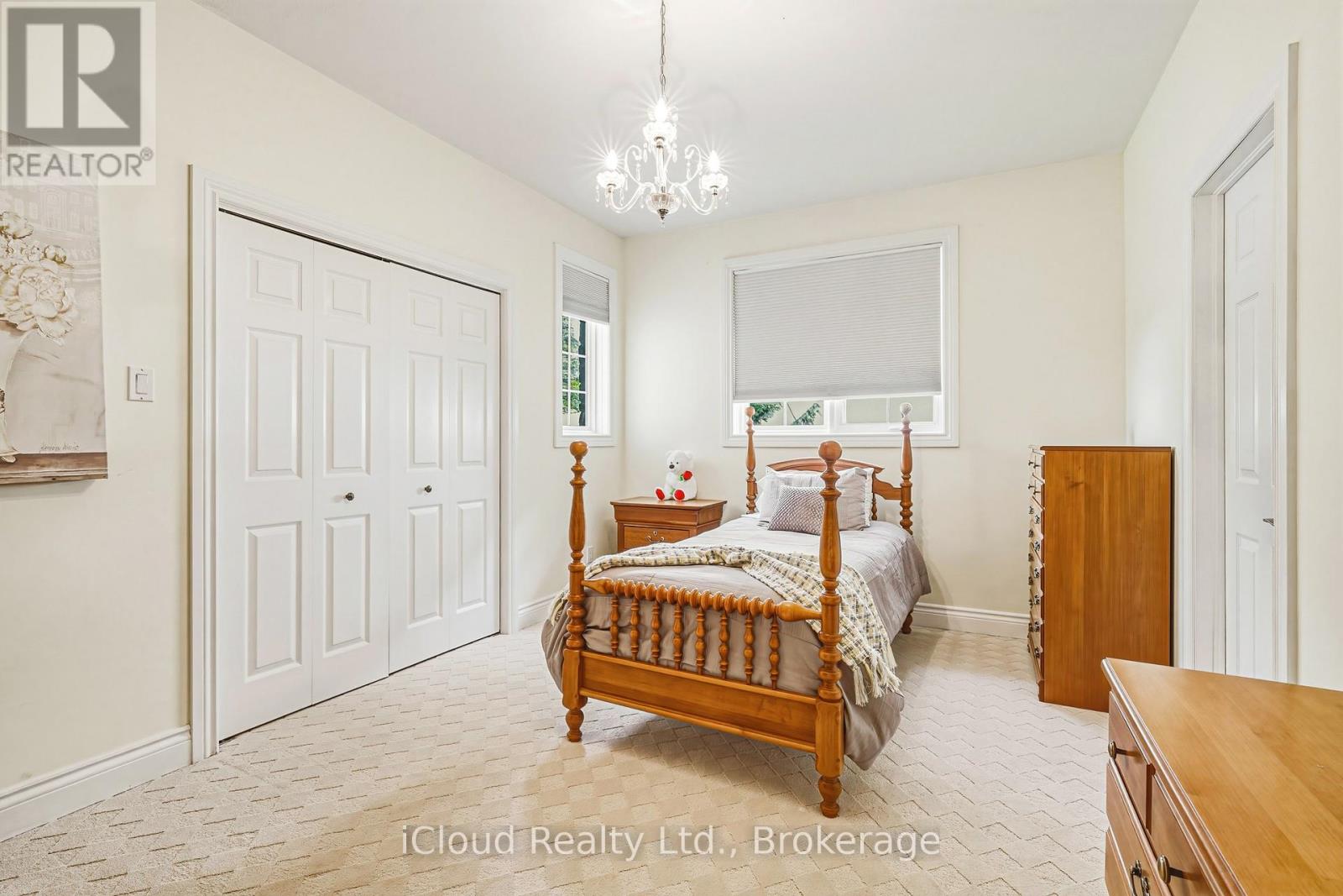 845 HIDDEN VALLEY ROAD - 26