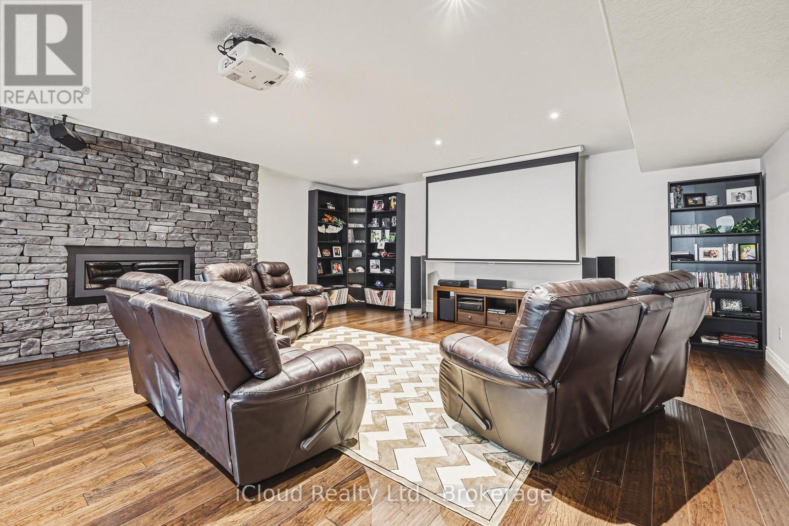 845 HIDDEN VALLEY ROAD - 30