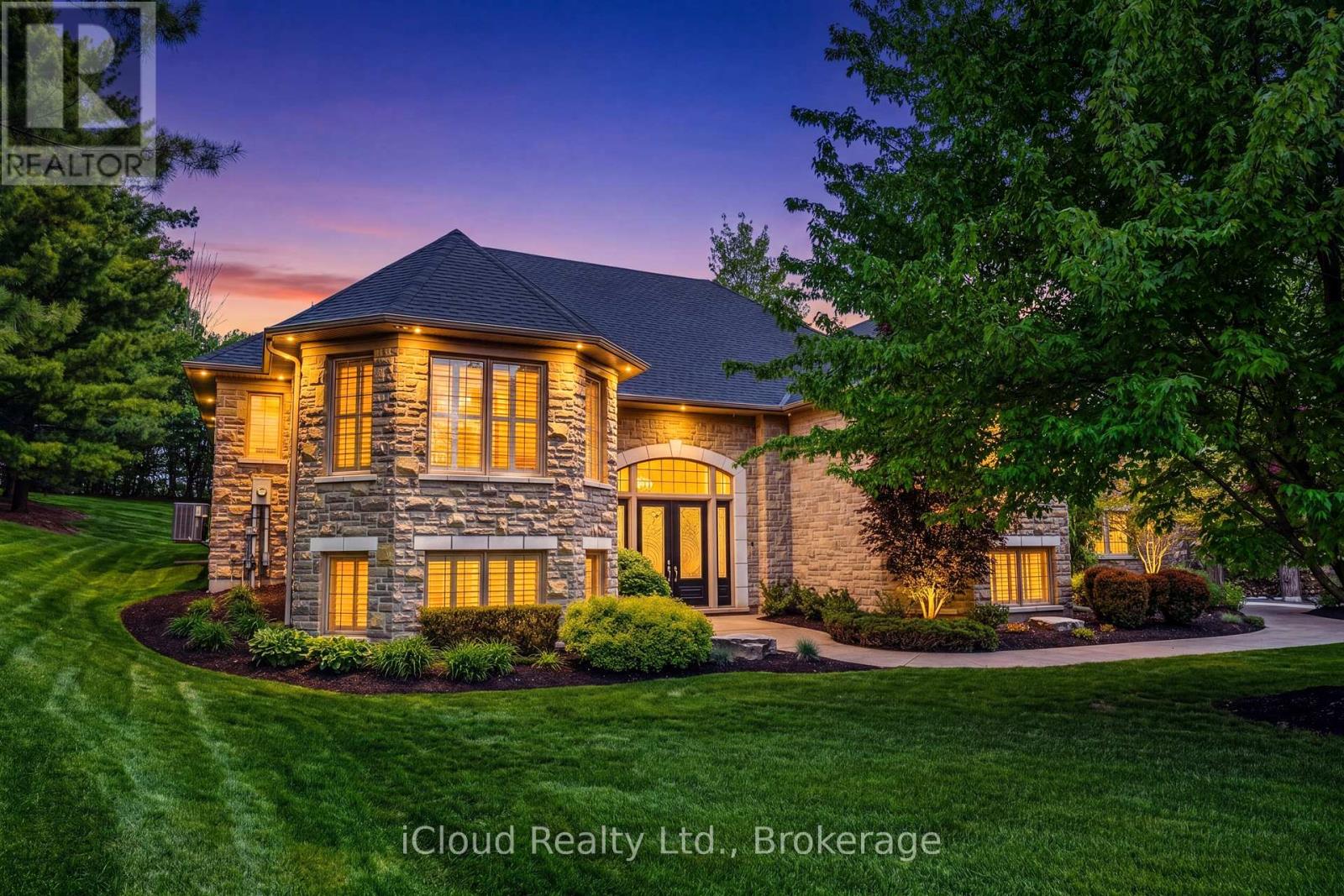 845 HIDDEN VALLEY ROAD - 4