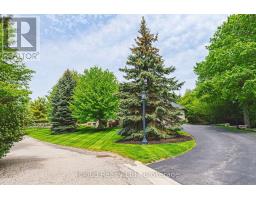 845 Hidden Valley Road, Kitchener, ON N2C2S4 Photo 45