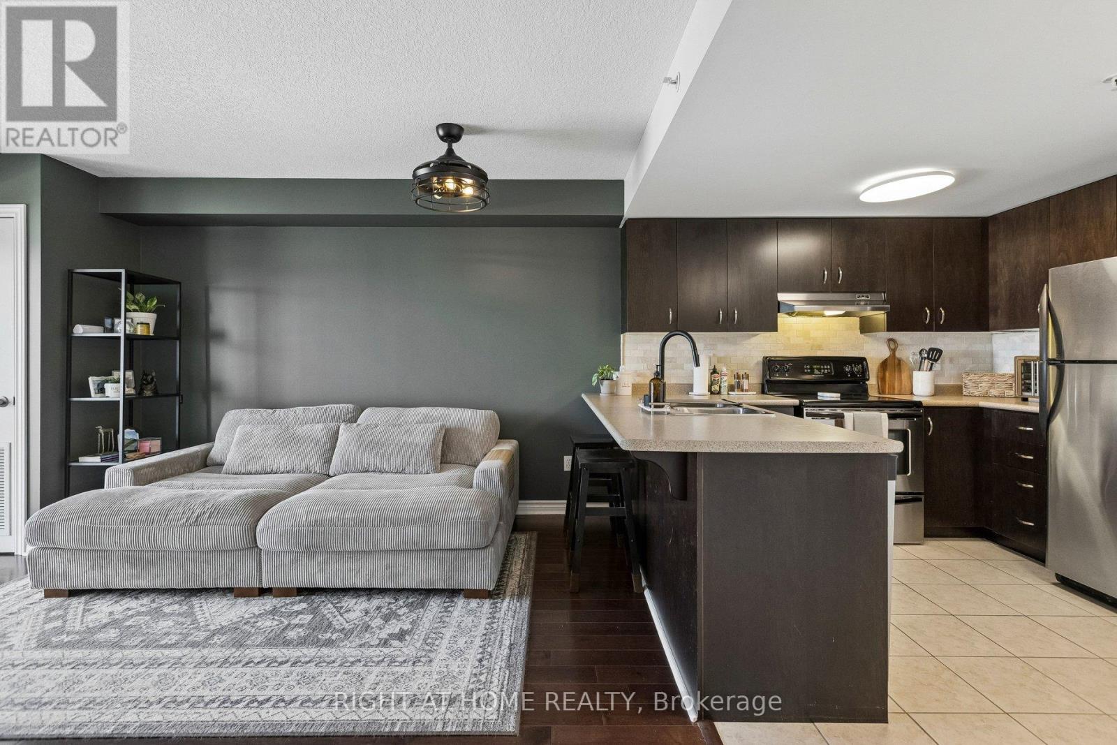 #404 37 GOODWIN DRIVE - 8