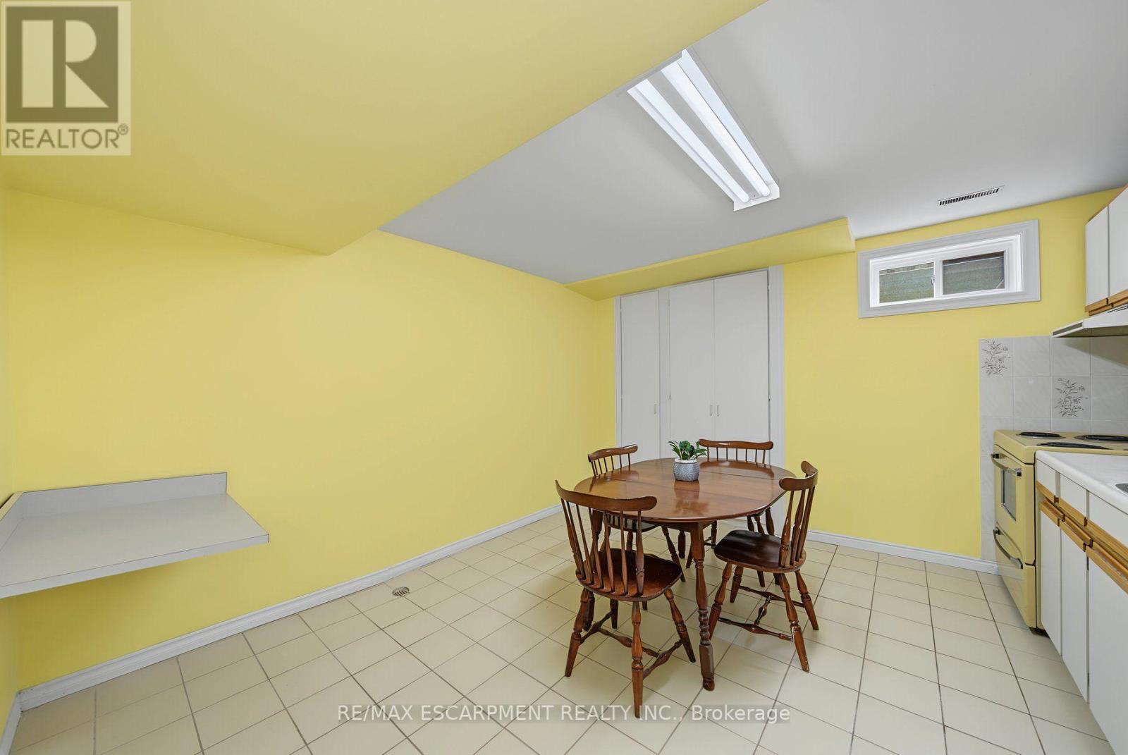2 CRESTHAVEN DRIVE - 30