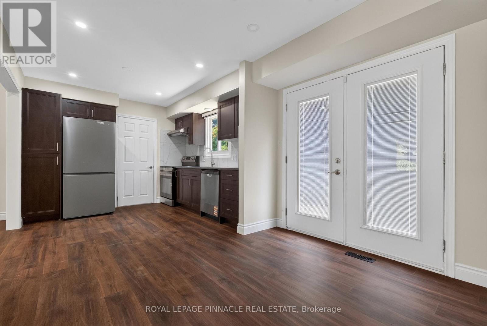 41 AMY CRESCENT - Image 11