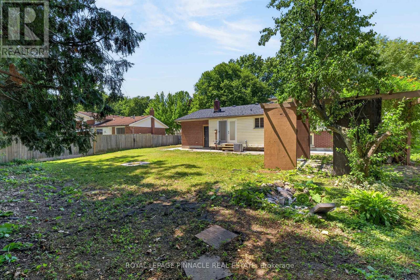 41 AMY CRESCENT - Image 42