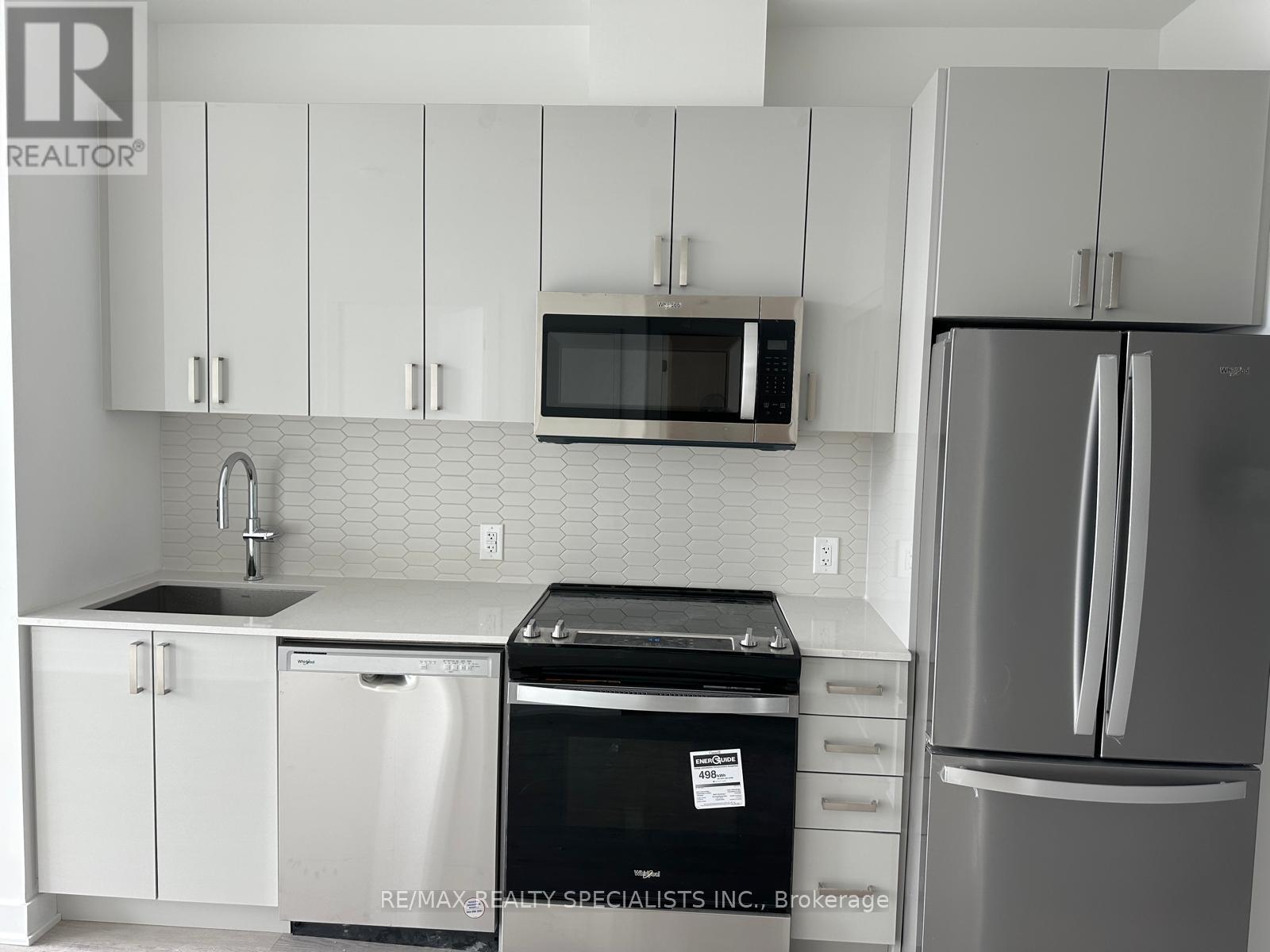 #801 2782 BARTON STREET E - 10
