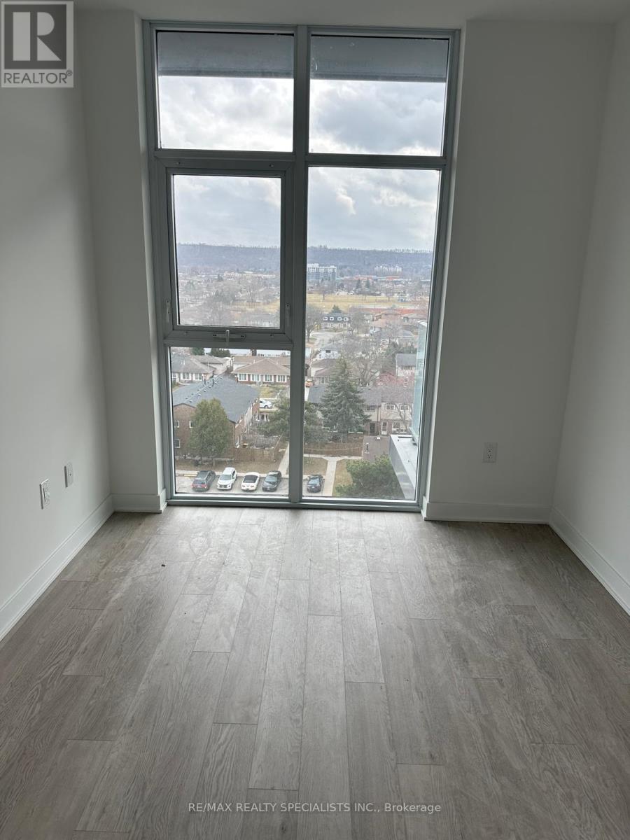 #801 2782 BARTON STREET E - 12