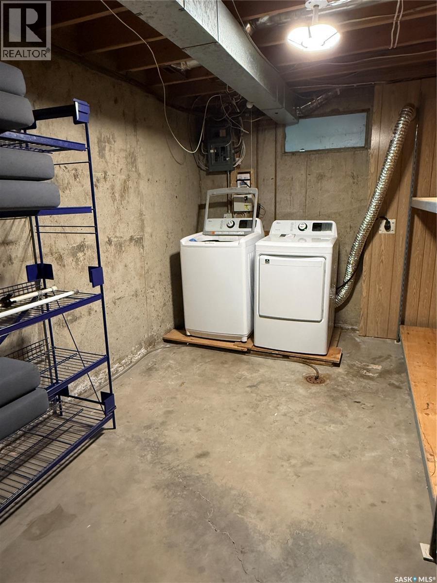 1305 Park AVENUE - 14
