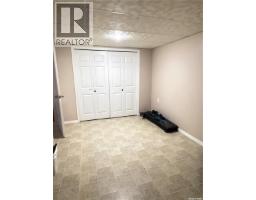 1305 Park Avenue, Weyburn, SK S4H0K7 Photo 13