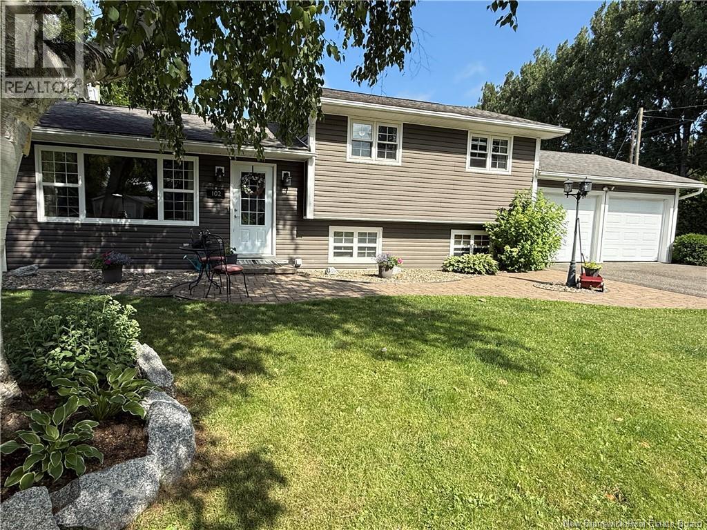102 Scott Street - 2