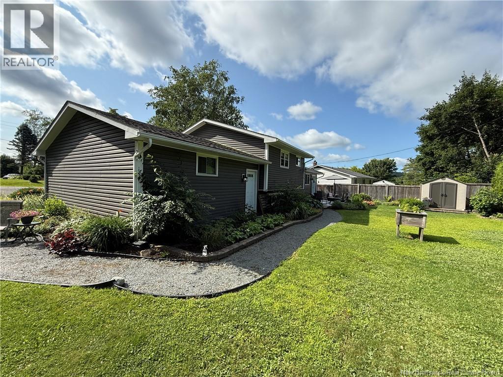 102 Scott Street - Image 8