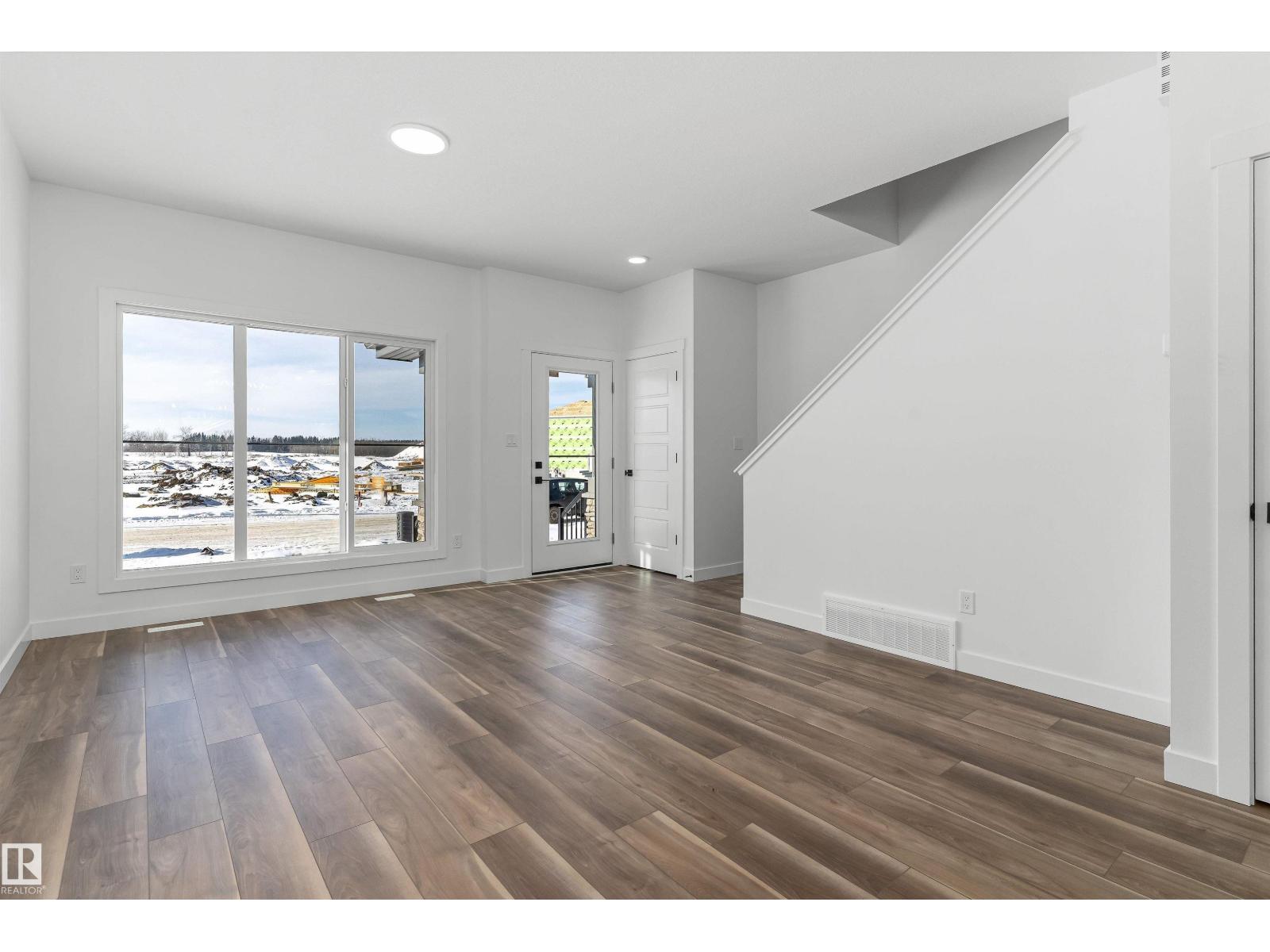 4552 WARBLER LO NW - 13