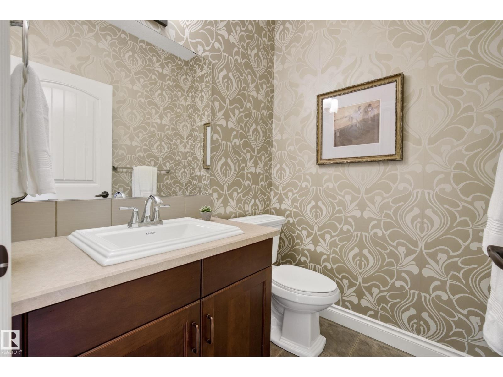17163 47 ST NW - 18