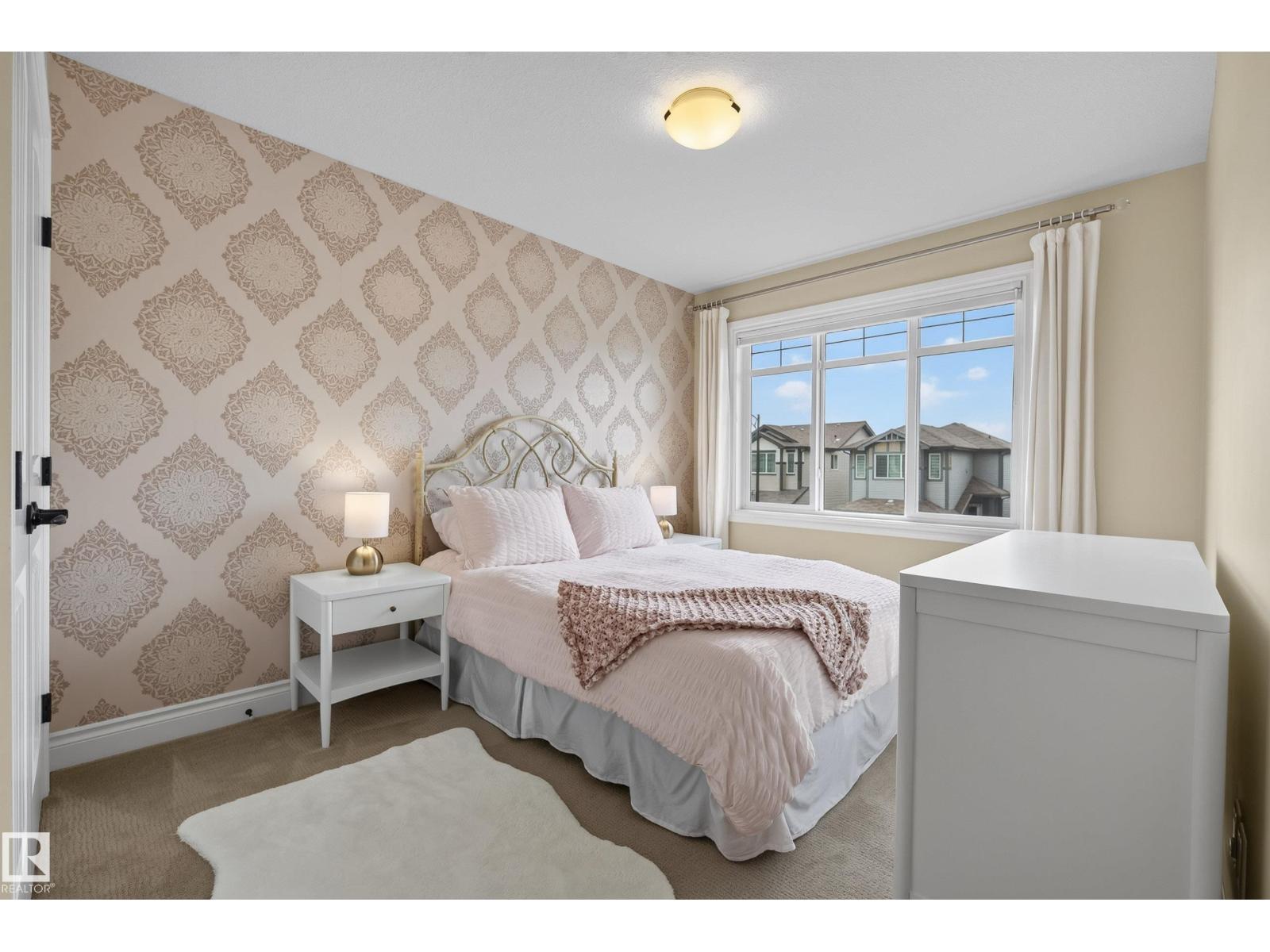 17163 47 ST NW - 31