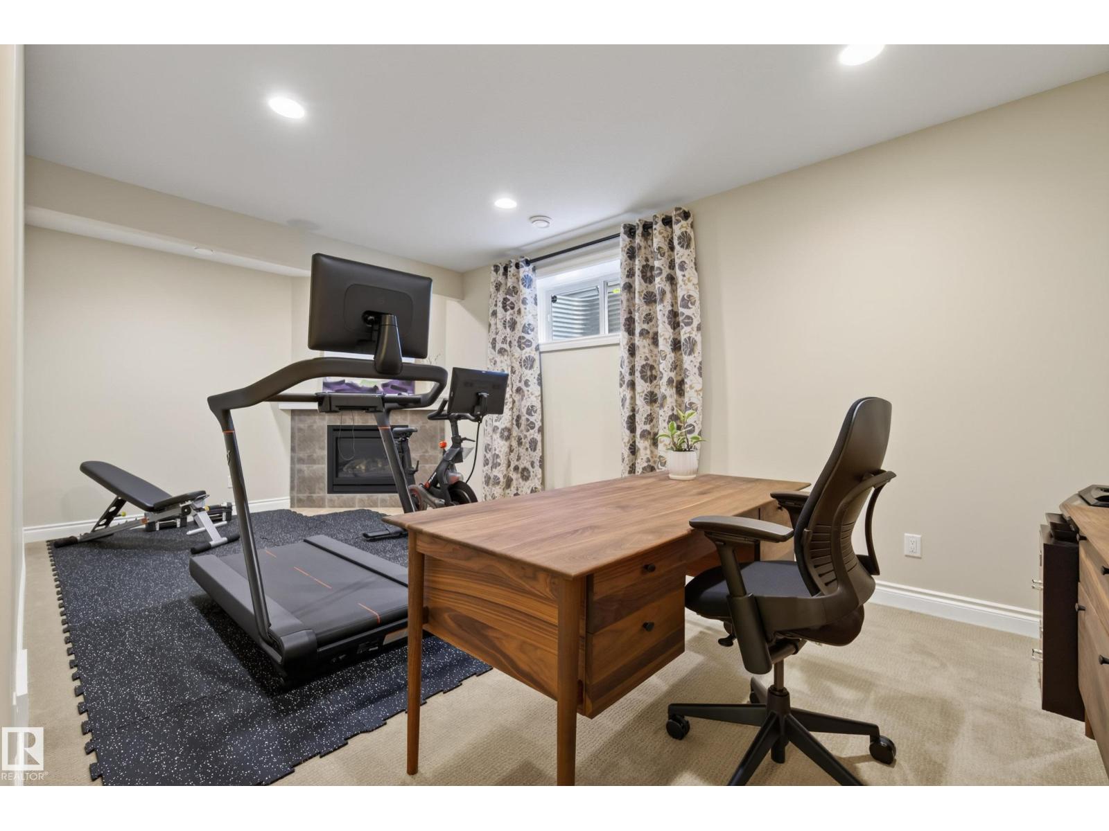 17163 47 ST NW - 37