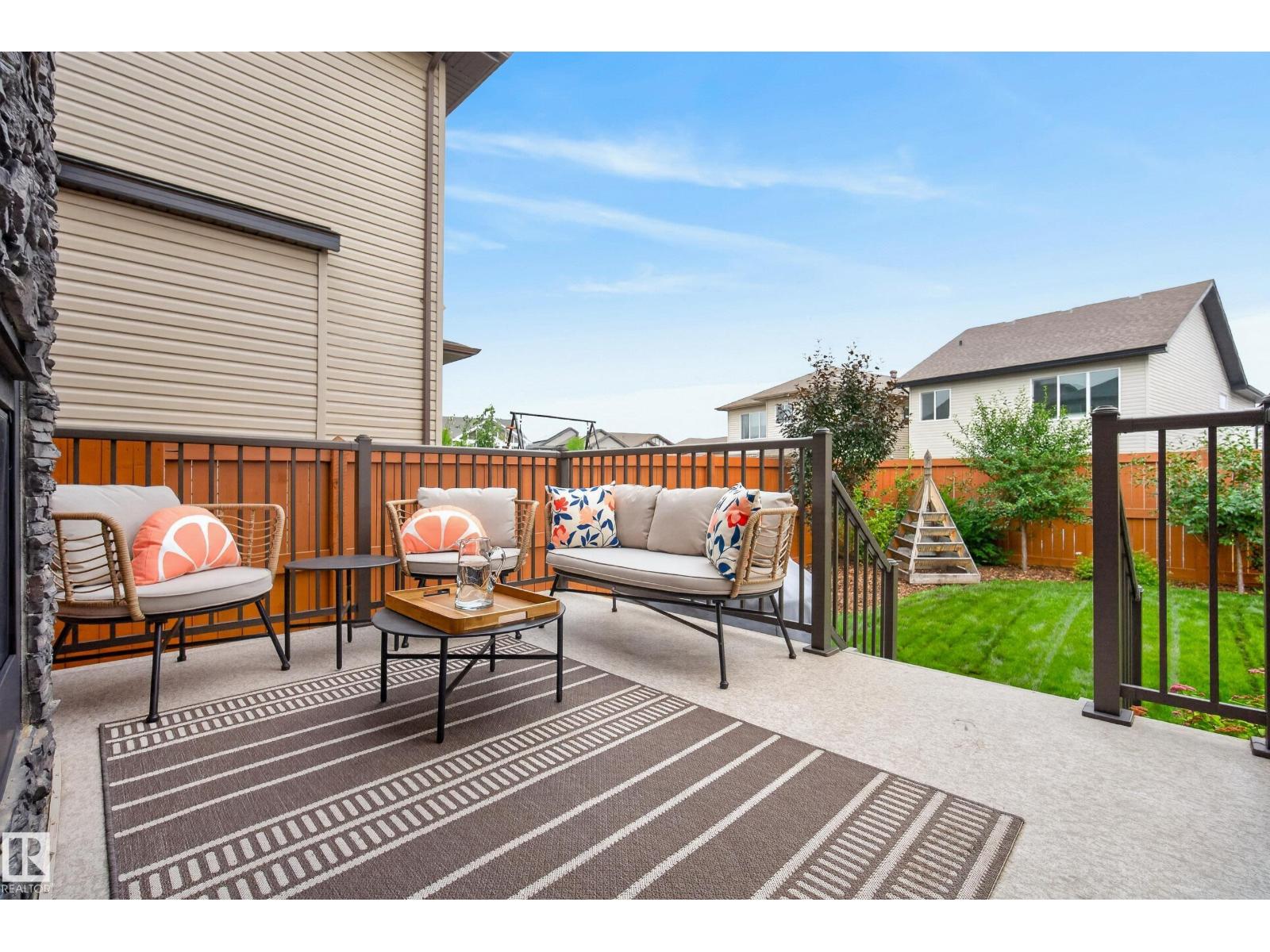 17163 47 ST NW - 48