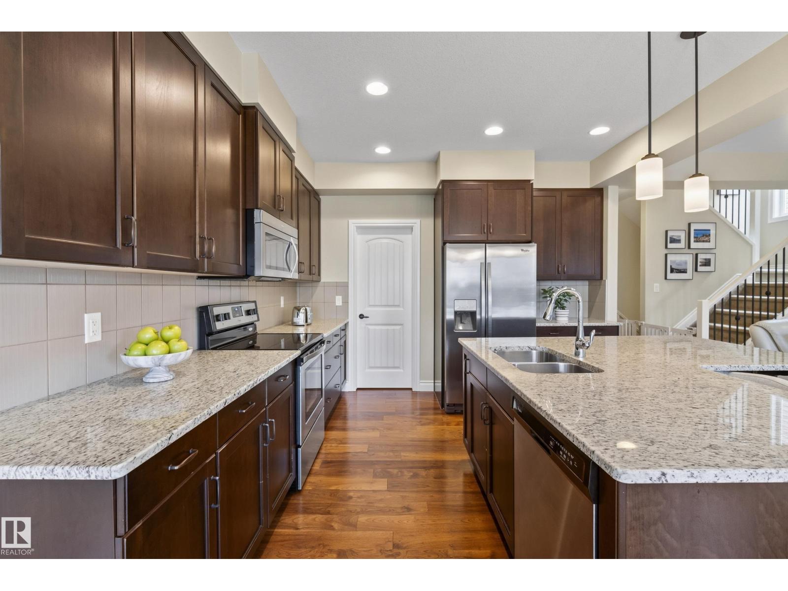 17163 47 ST NW - 8