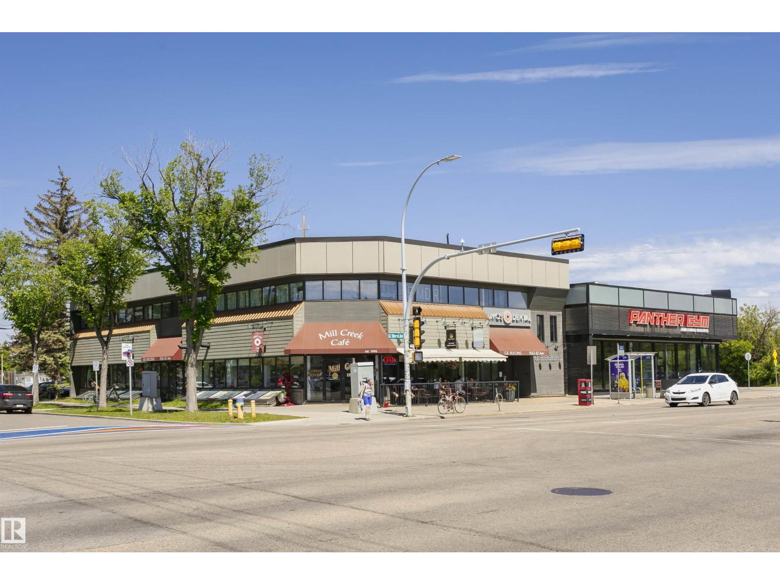 #208 9907 91 AV NW - 48