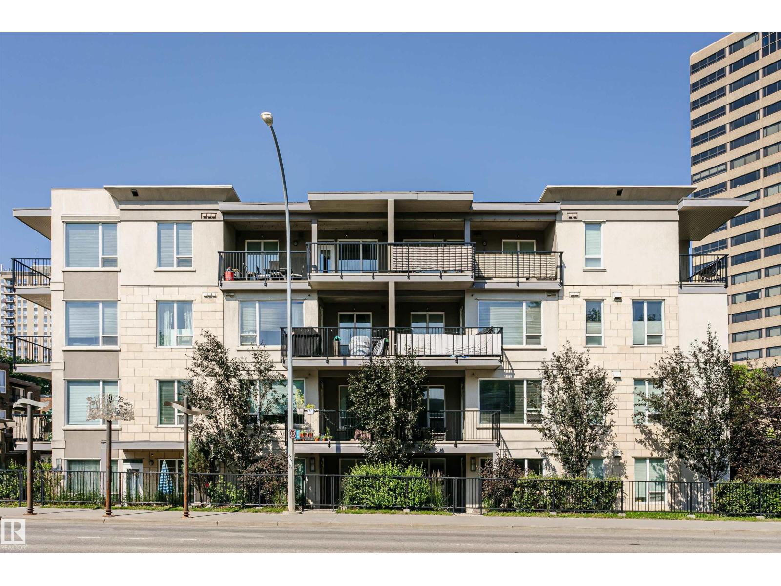 #208 9907 91 AV NW - 2