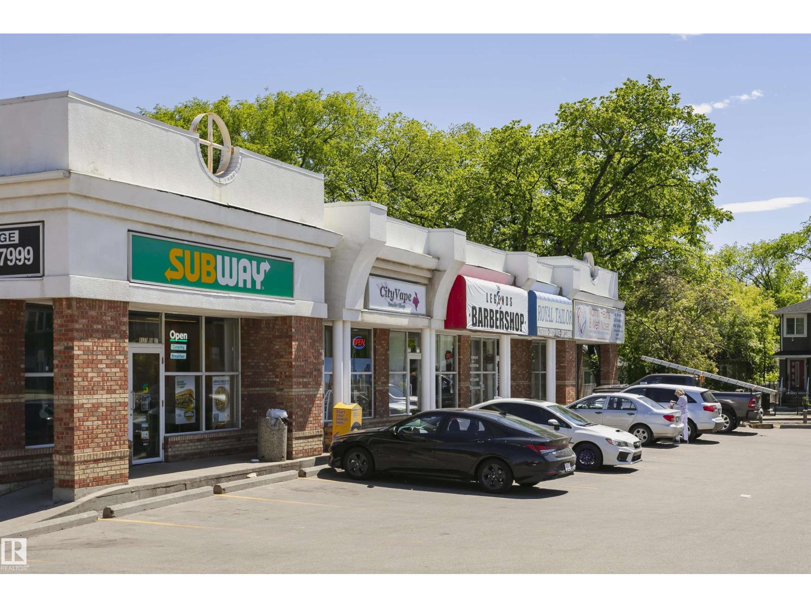 #208 9907 91 AV NW - 44