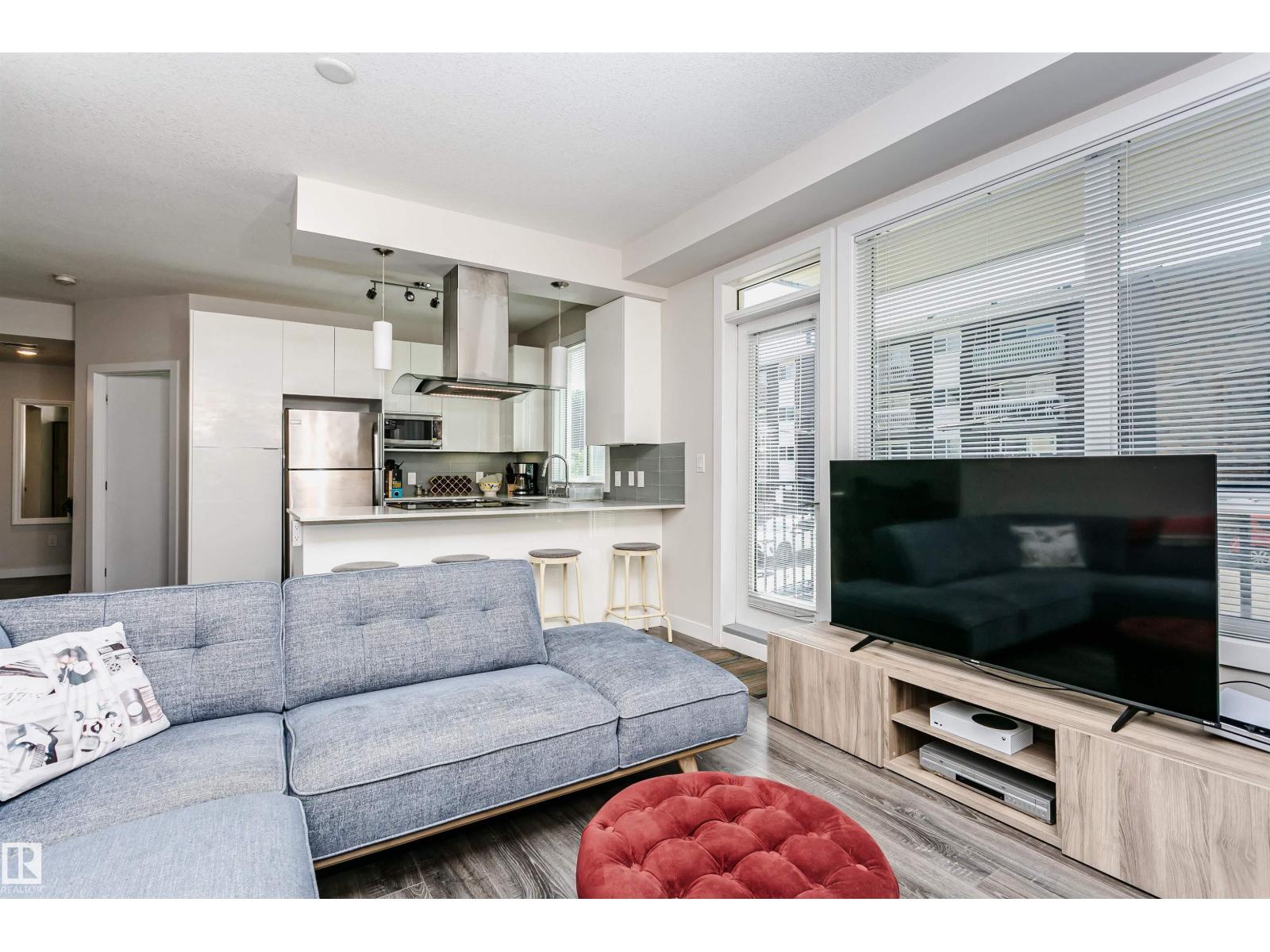 #208 9907 91 AV NW - 21